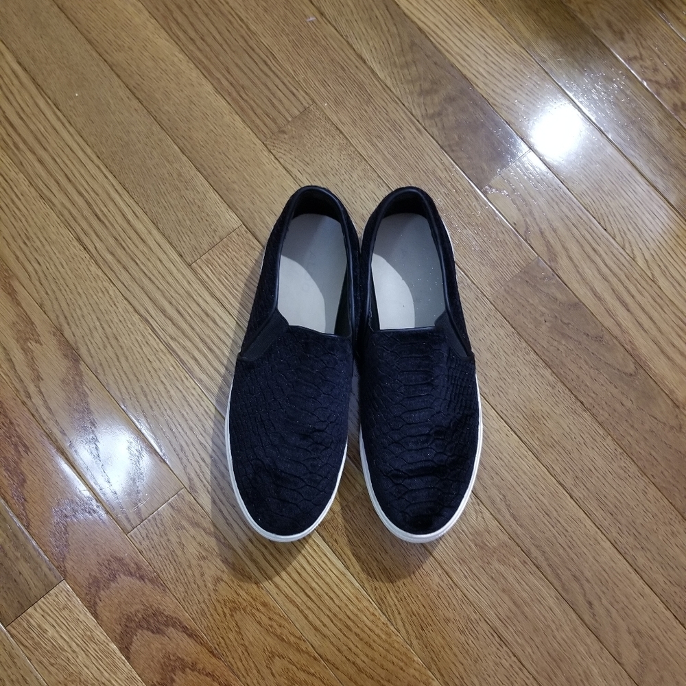 Aldo Black Velvet Snakeskin Slip-Ons
